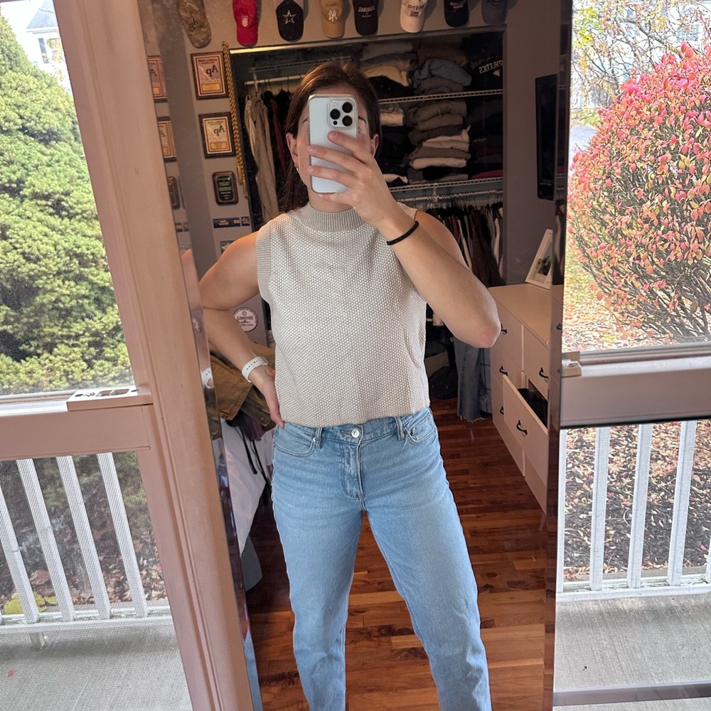 Sleeveless Beige Knit Top